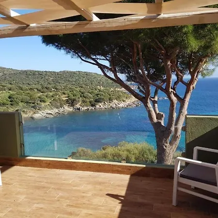 Accu Is Prezzus D Fronte Mare